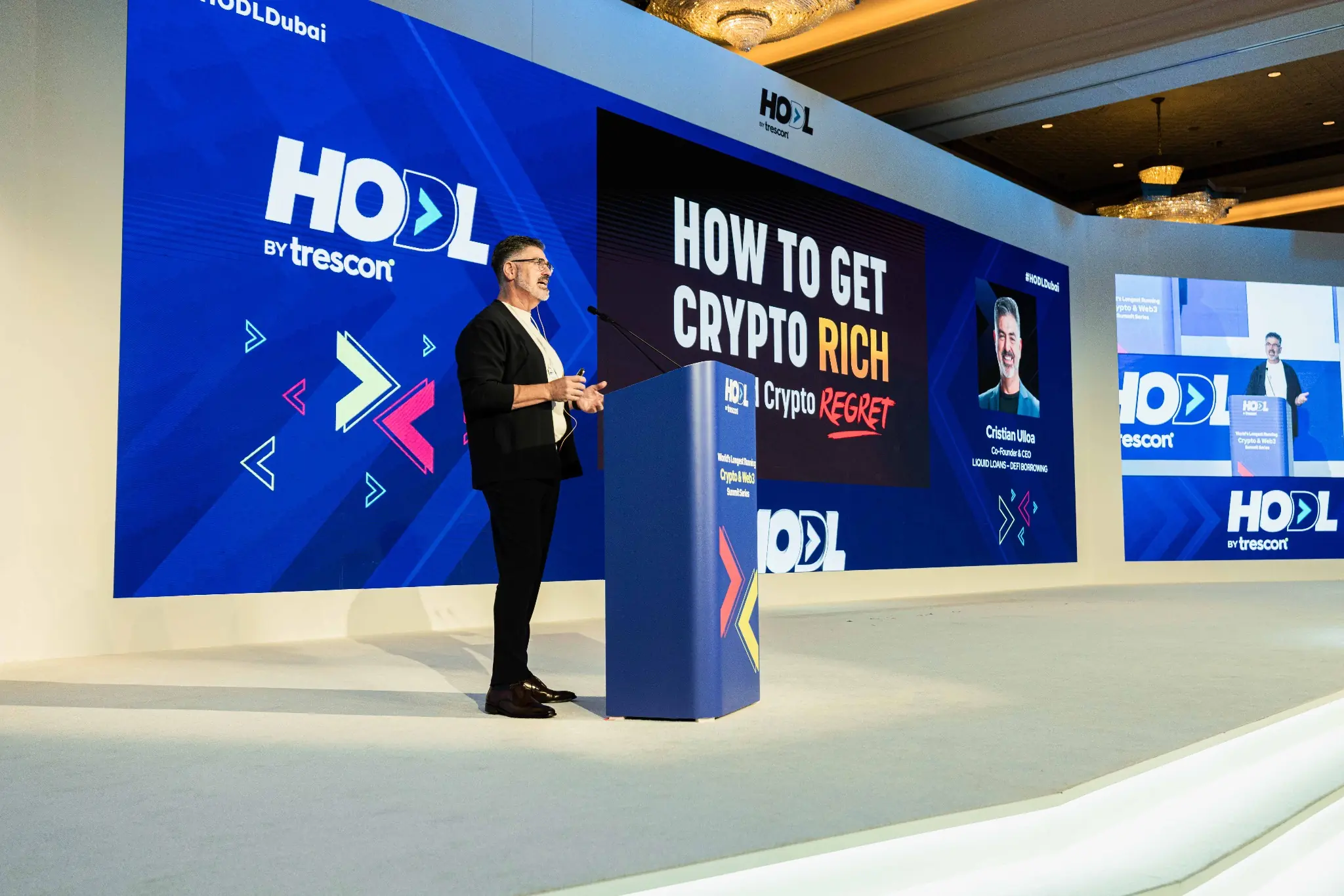 Cristian Ulloa presenting How to Get Crypto Rich at HODL Dubai